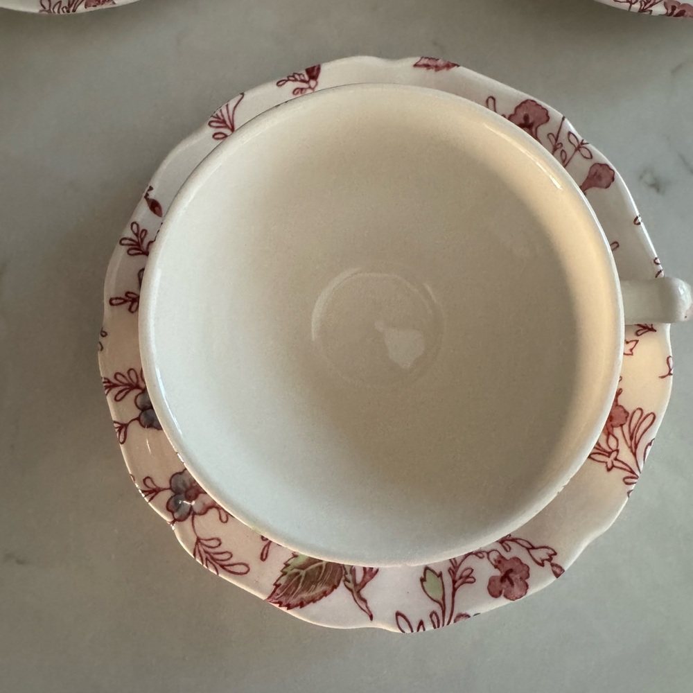 Vintage Johnson Bros. Rose Chintz Tea Cup & Saucer  Made In England Set of 3 - Picture 4 of 9